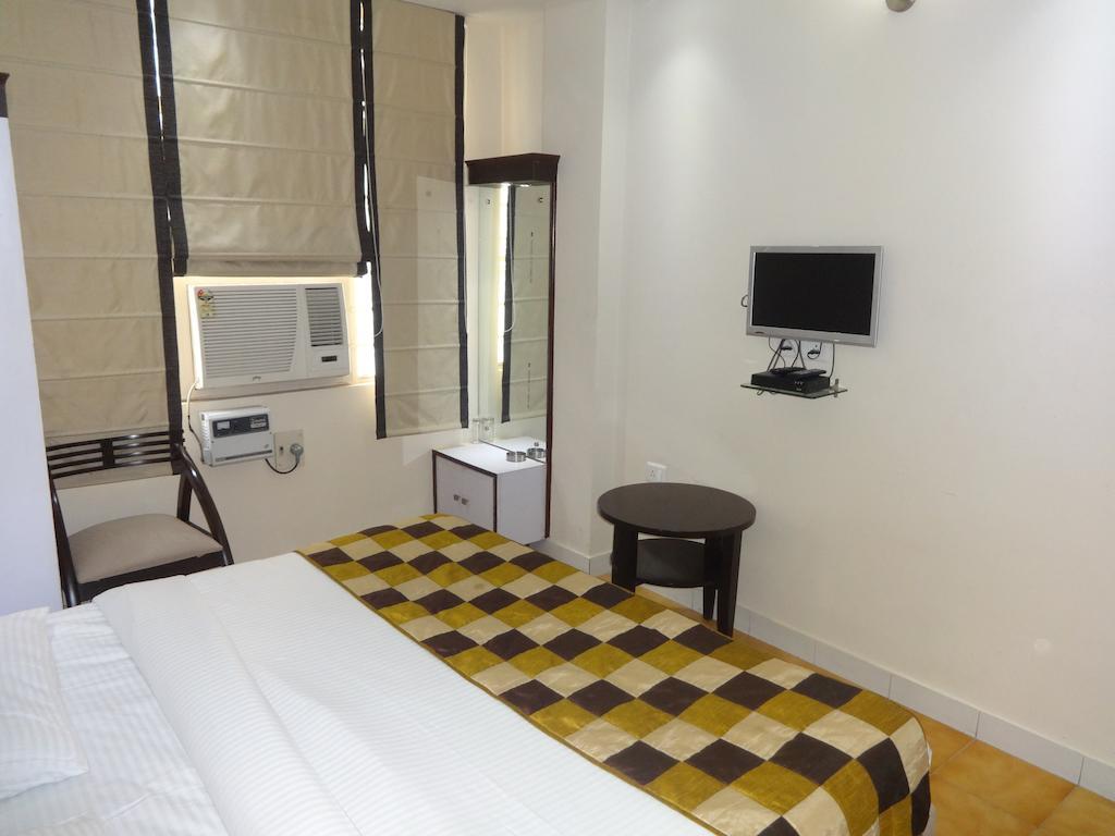 Hotel Grace 新德里 外观 照片