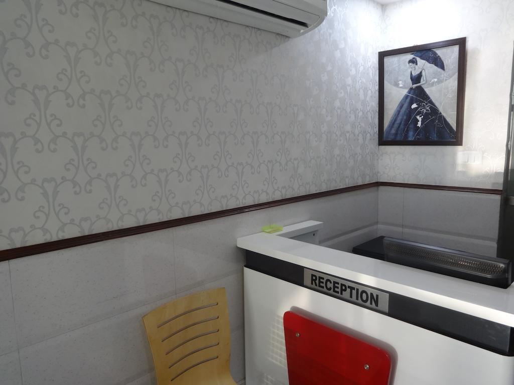 Hotel Grace 新德里 外观 照片